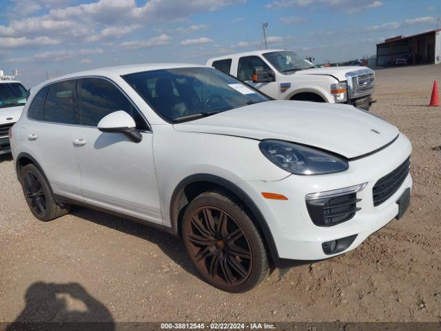 PORSCHE CAYENNE 2016 wp1aa2a20gka08786