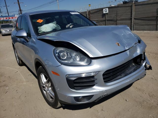 PORSCHE CAYENNE 2016 wp1aa2a20gka11557