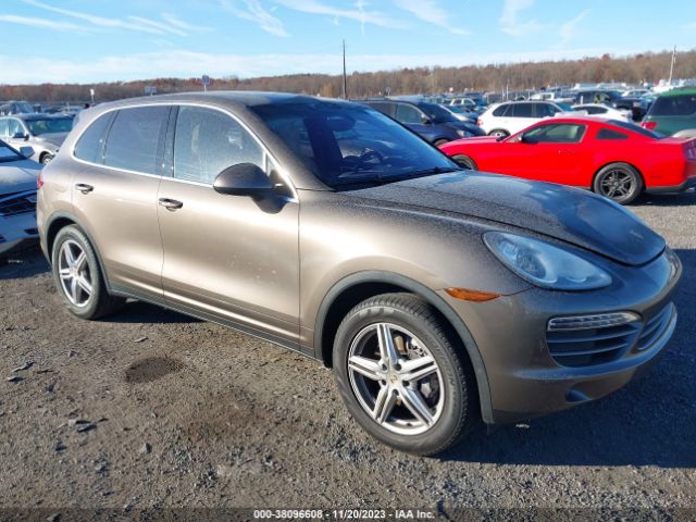 PORSCHE CAYENNE 2012 wp1aa2a22cla05330