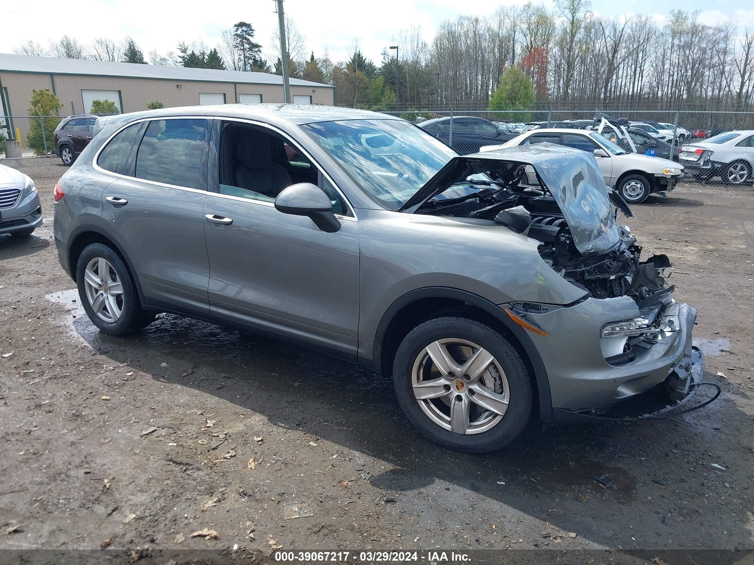 PORSCHE CAYENNE 2014 wp1aa2a22ela95940