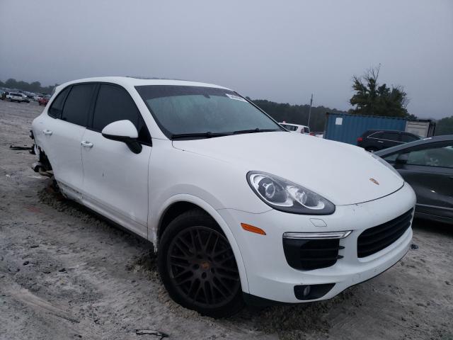 PORSCHE CAYENNE 2017 wp1aa2a22hka81711