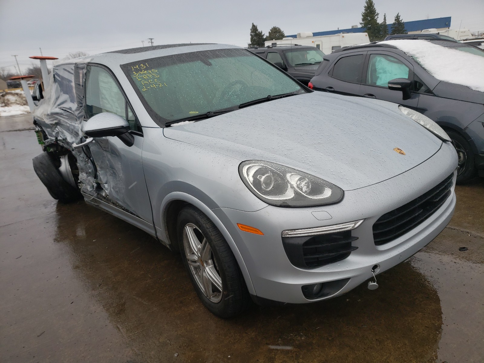 PORSCHE CAYENNE 2017 wp1aa2a22hka91431