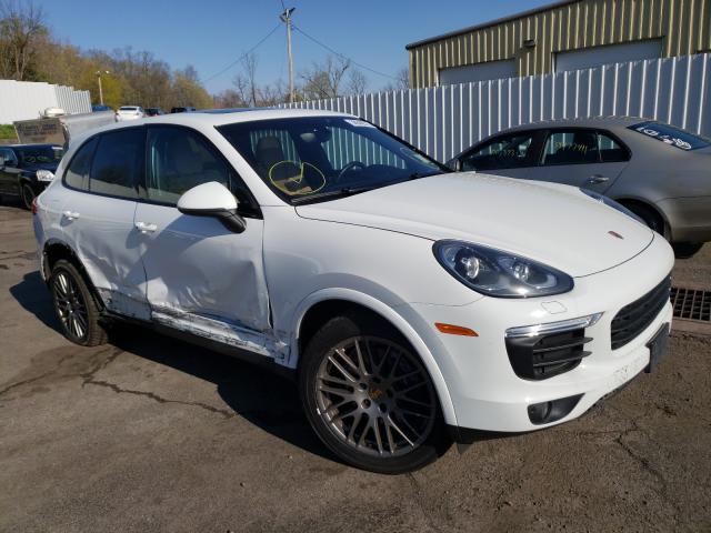 PORSCHE CAYENNE 2017 wp1aa2a23hka87811