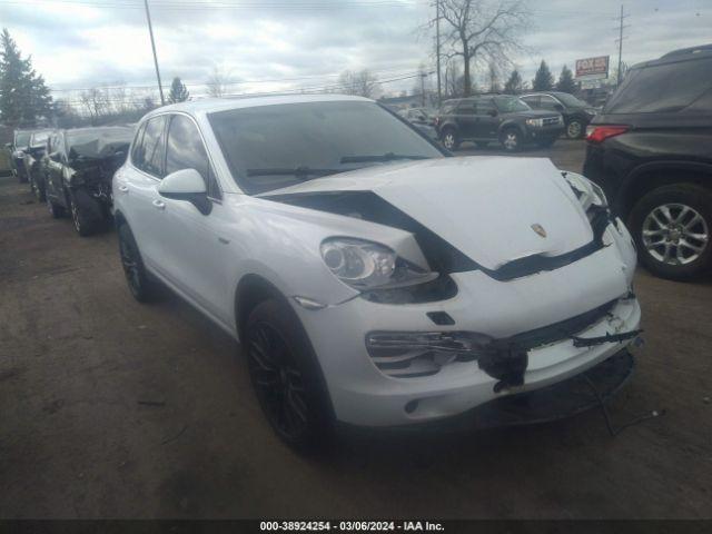 PORSCHE CAYENNE 2012 wp1aa2a25cla08836