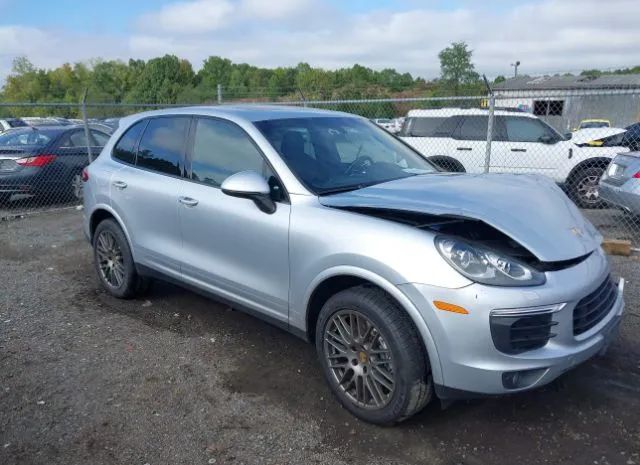 PORSCHE CAYENNE 2017 wp1aa2a25hka85042