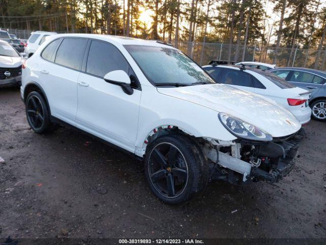 PORSCHE CAYENNE 2016 wp1aa2a26gka13104