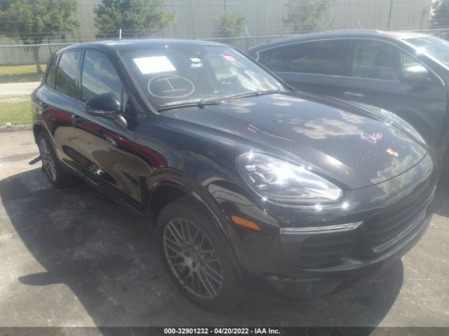 PORSCHE CAYENNE 2017 wp1aa2a26hka81551