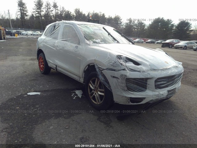 PORSCHE CAYENNE 2016 wp1aa2a27gka11555