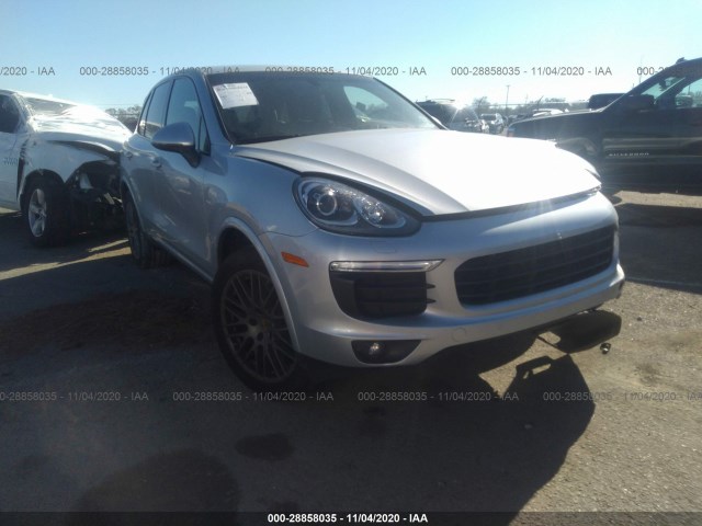 PORSCHE CAYENNE 2017 wp1aa2a27hka80862