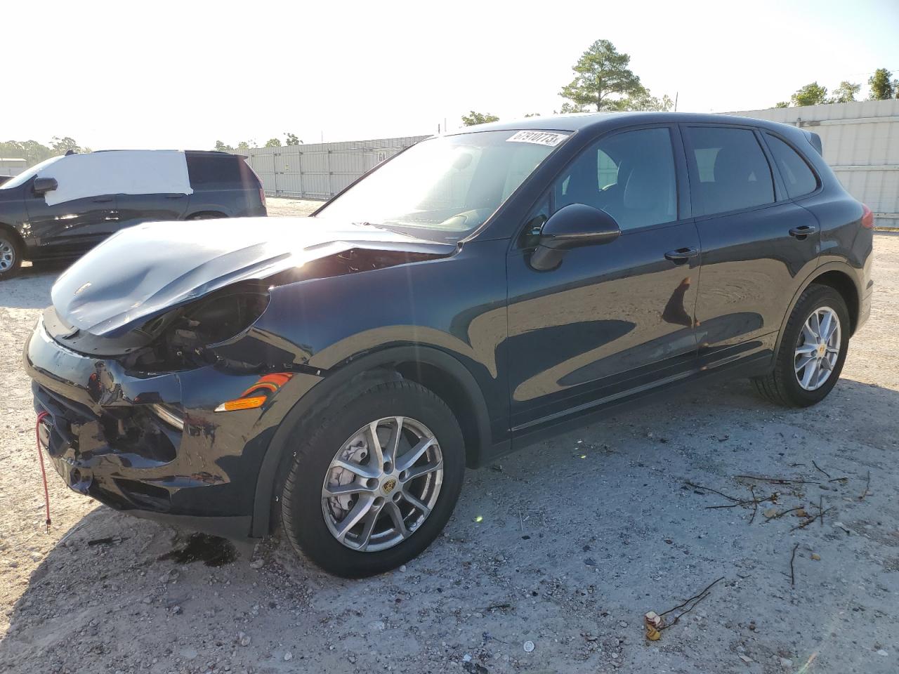 PORSCHE CAYENNE 2016 wp1aa2a28gka08910