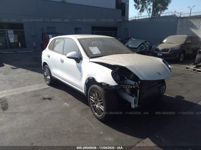 PORSCHE CAYENNE 2017 wp1aa2a28hka80661