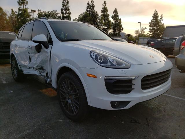 PORSCHE CAYENNE 2017 wp1aa2a28hka90428