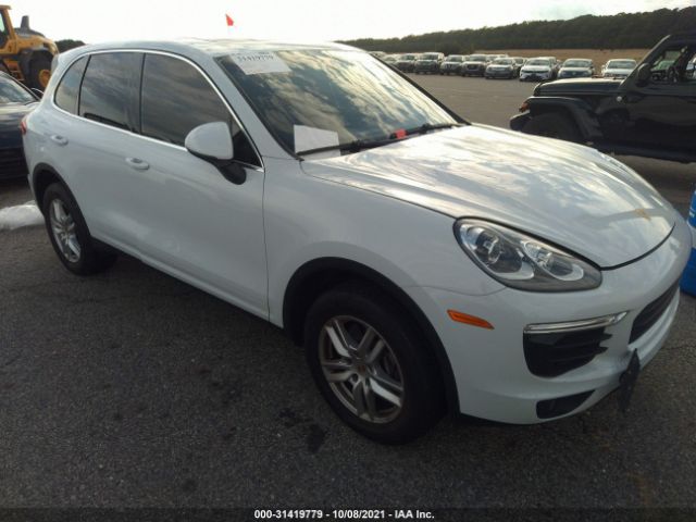 PORSCHE CAYENNE 2016 wp1aa2a29gla00471