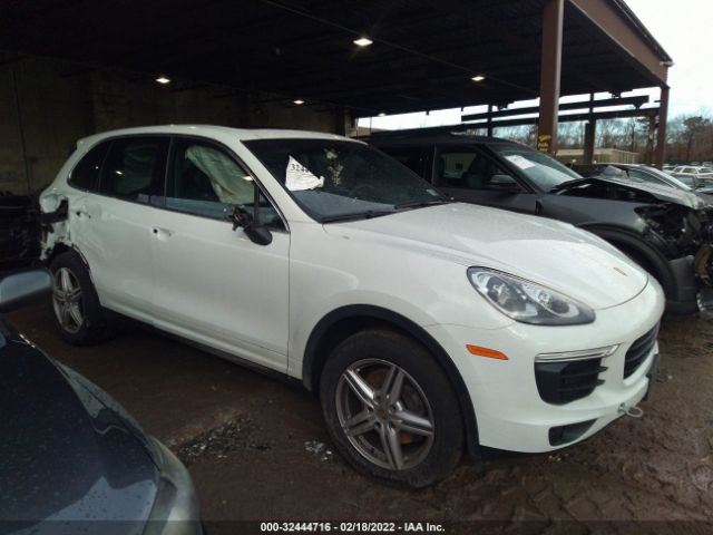 PORSCHE CAYENNE 2016 wp1aa2a29gla05251