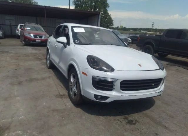 PORSCHE CAYENNE 2017 wp1aa2a29hka81091