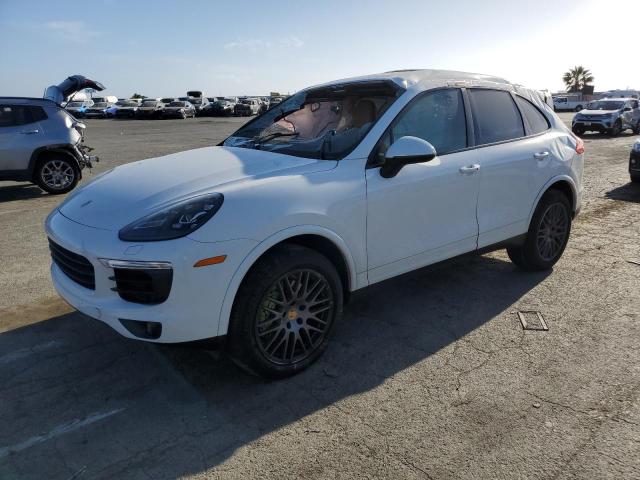 PORSCHE CAYENNE 2017 wp1aa2a29hka90731