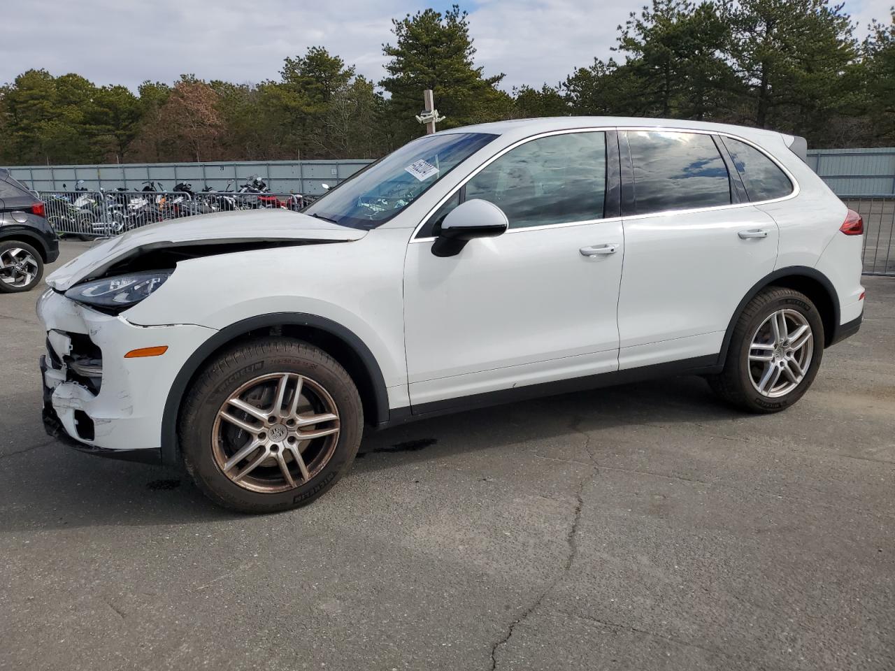 PORSCHE CAYENNE 2016 wp1aa2a2xgka12330