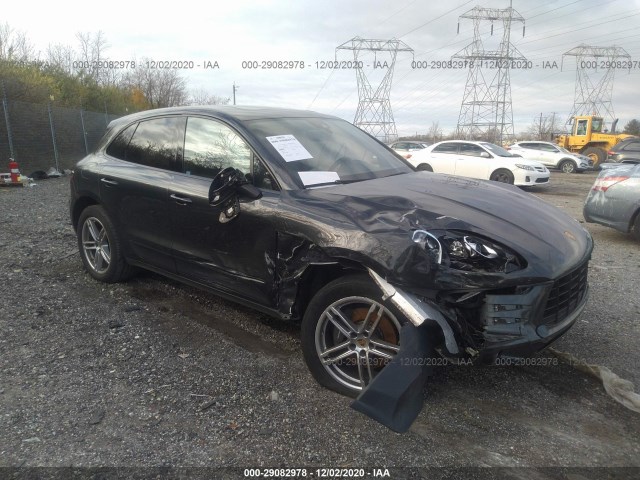 PORSCHE MACAN 2017 wp1aa2a50hlb02415