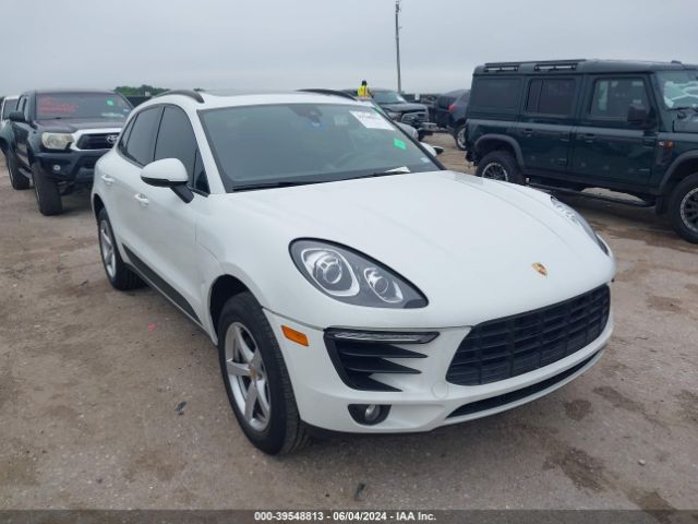 PORSCHE MACAN 2017 wp1aa2a50hlb83836