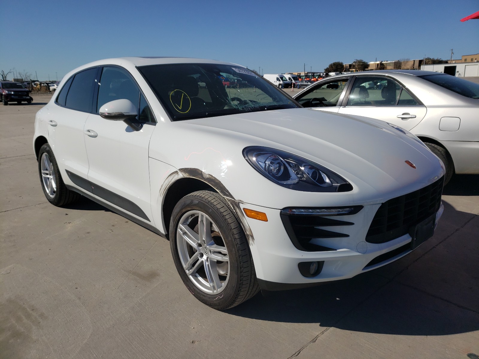 PORSCHE MACAN 2018 wp1aa2a50jlb07457