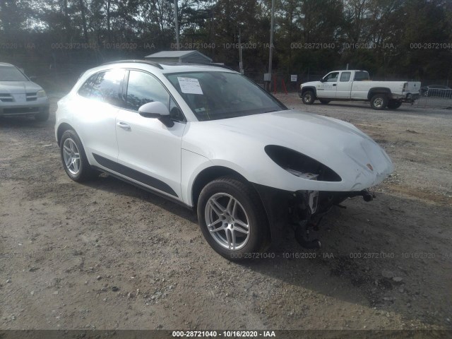 PORSCHE MACAN 2017 wp1aa2a51hlb05498