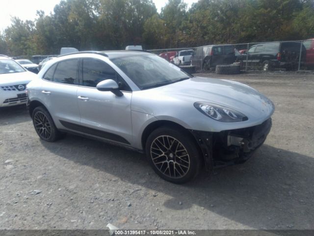 PORSCHE MACAN 2017 wp1aa2a51hlb08319