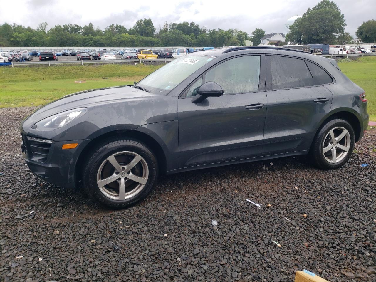 PORSCHE MACAN 2018 wp1aa2a51jlb01389