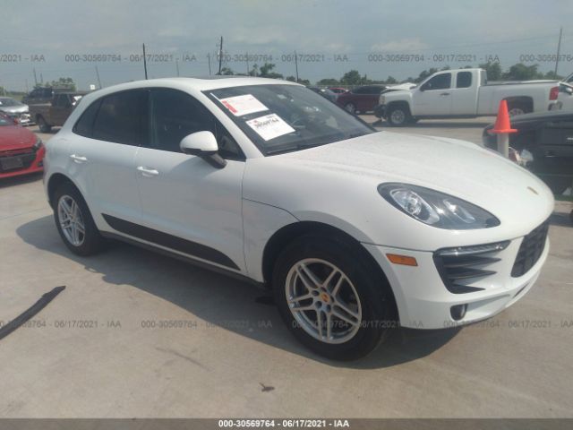 PORSCHE MACAN 2017 wp1aa2a52hlb08085