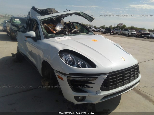 PORSCHE MACAN 2018 wp1aa2a52jlb08495