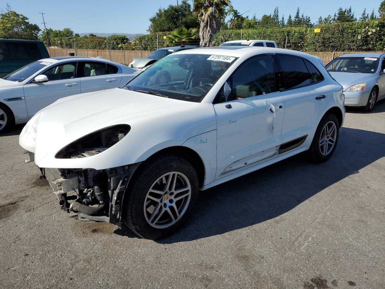 PORSCHE MACAN 2018 wp1aa2a53jlb16279