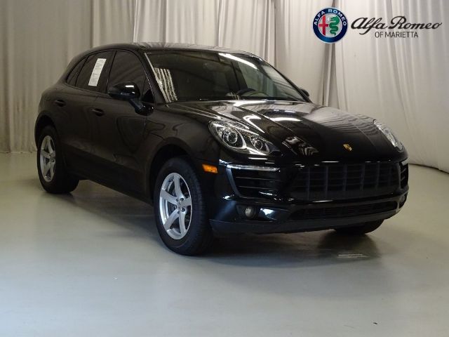 PORSCHE MACAN 2018 wp1aa2a53jlb19263