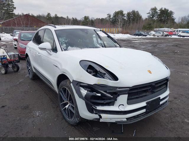 PORSCHE MACAN 2024 wp1aa2a53rlb05147