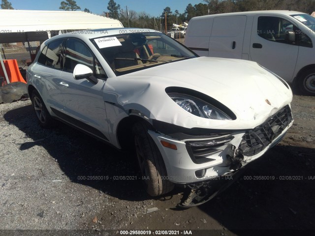 PORSCHE MACAN 2017 wp1aa2a54hlb00604