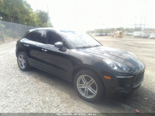 PORSCHE MACAN 2017 wp1aa2a54hlb08010