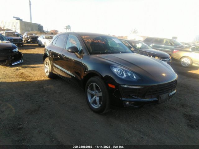 PORSCHE MACAN 2018 wp1aa2a55jlb06191