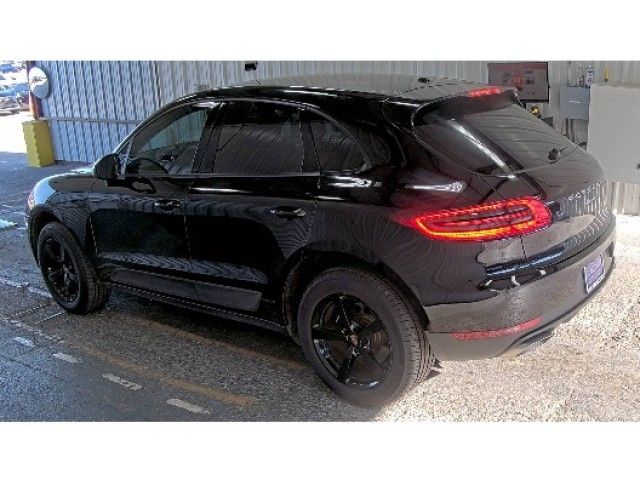 PORSCHE MACAN 2018 wp1aa2a55jlb11293