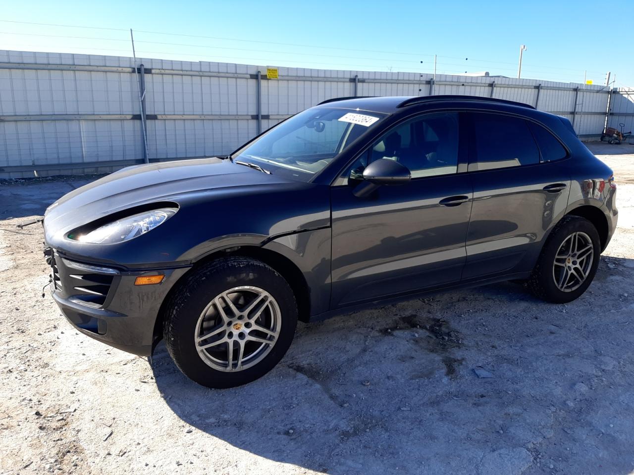 PORSCHE MACAN 2018 wp1aa2a56jlb07365