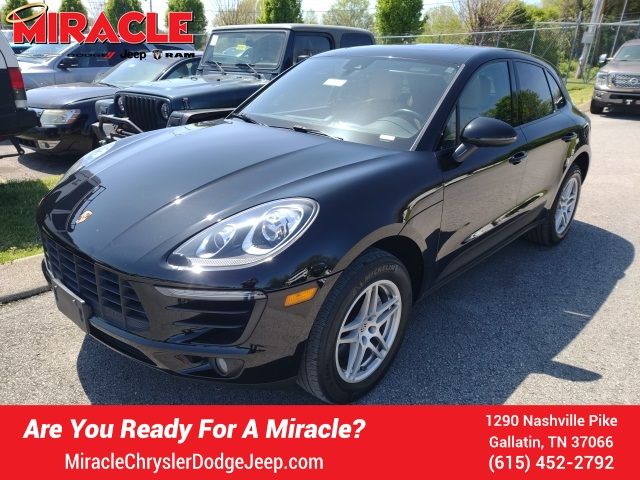 PORSCHE MACAN 2017 wp1aa2a58hlb00556