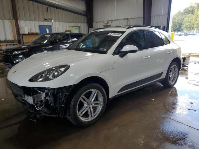 PORSCHE MACAN 2017 wp1aa2a58hlb08902