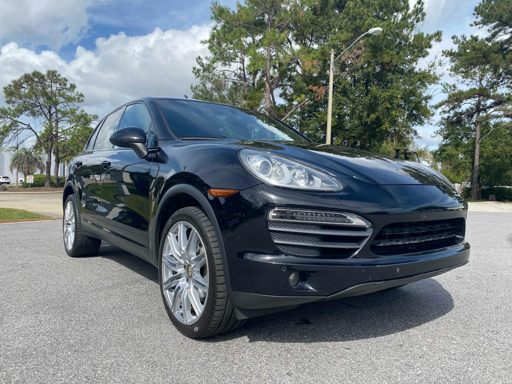 PORSCHE CAYENNE S 2011 wp1ab2a21bla43384