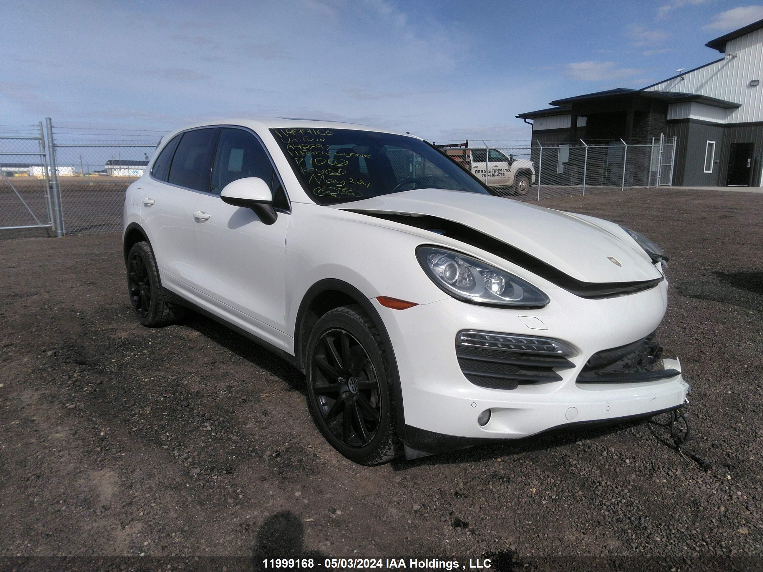 PORSCHE CAYENNE 2011 wp1ab2a23bla42897