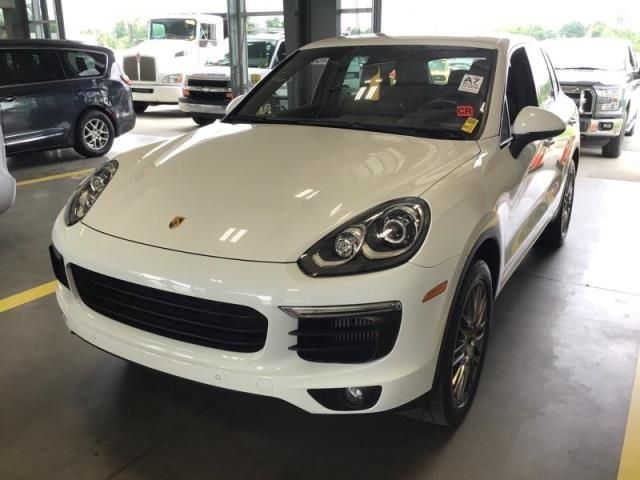 PORSCHE CAYENNE 2016 wp1ab2a25gla95754