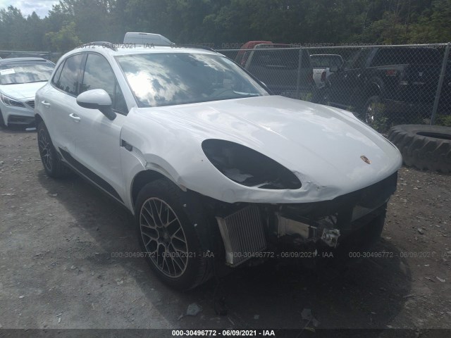 PORSCHE MACAN 2017 wp1ab2a50hlb20295