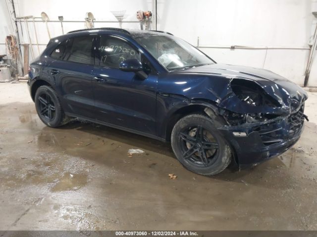 PORSCHE MACAN 2017 wp1ab2a53hlb14460