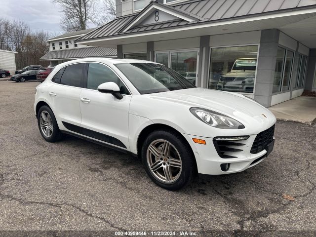 PORSCHE MACAN S 2015 wp1ab2a54flb61512