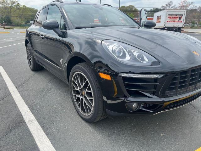 PORSCHE MACAN 2017 wp1ab2a54hlb13561