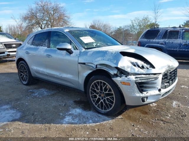 PORSCHE MACAN 2017 wp1ab2a55hlb11589