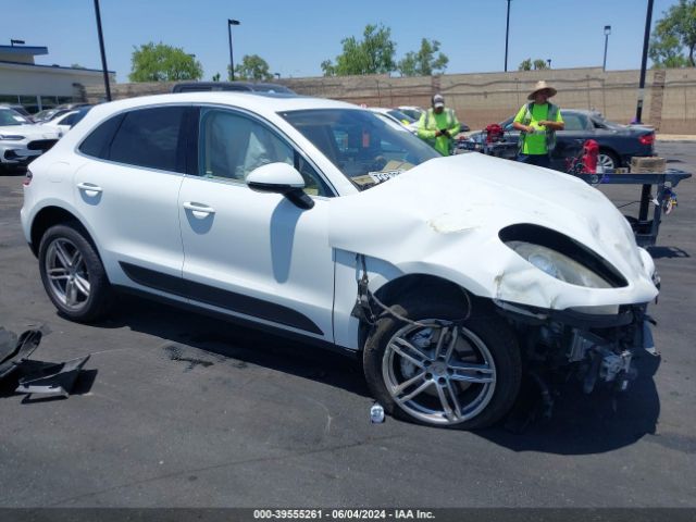 PORSCHE MACAN 2017 wp1ab2a55hlb13326