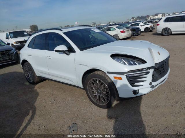 PORSCHE MACAN 2018 wp1ab2a55jlb35218