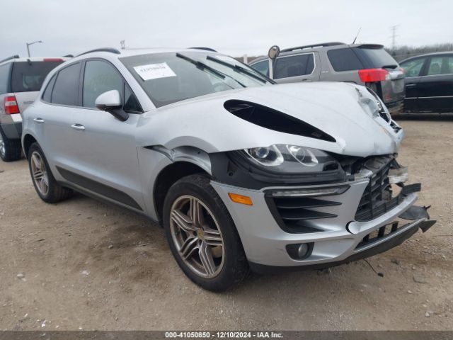 PORSCHE MACAN 2015 wp1ab2a56flb71880